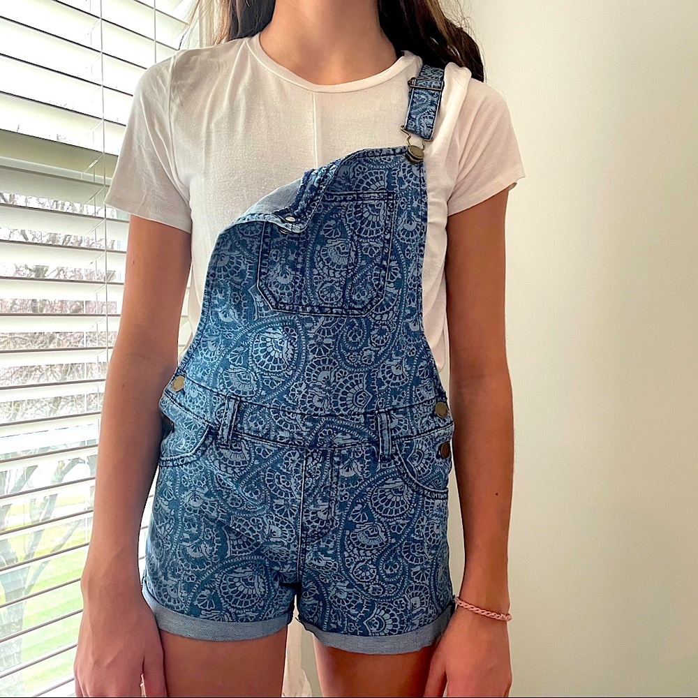 Girl’s Billabong Overalls